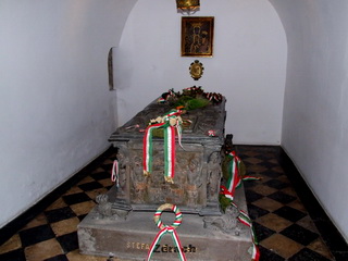 Groby Królewskie na Wawelu