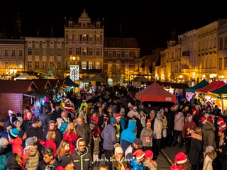 Jarmark Bożonarodzeniowy na Krotoszyńskim Rynku - Bieg Mikołajkowy oraz koncert No Way 08-12-2018 foto